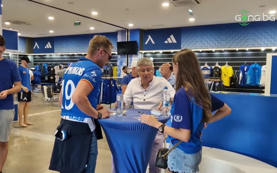 Легендарният Пламен Николов ще присъства на сблъсъка от петия кръг