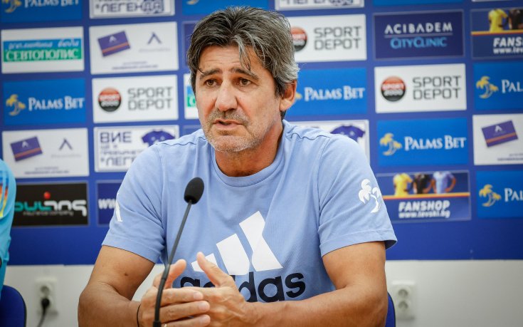 Николай Костов: Тренираме дузпи за Апоел, Петрис не е възстановен