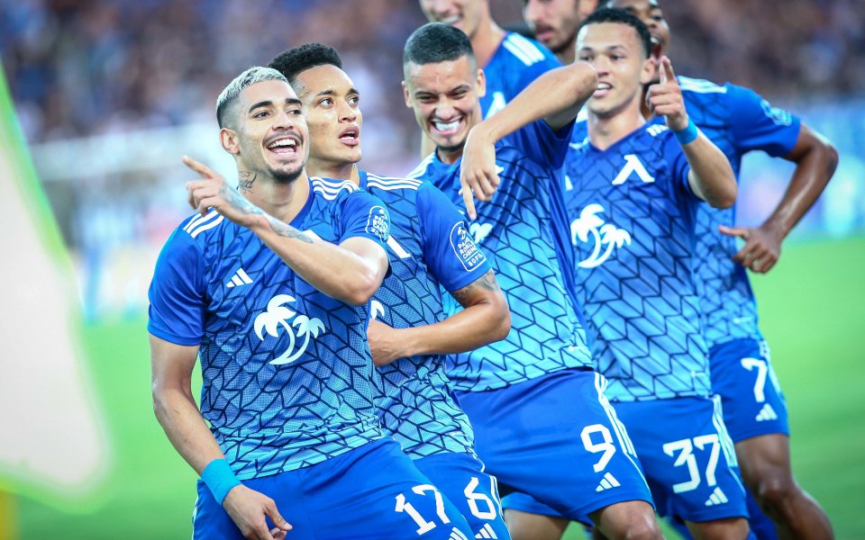 Феновете на Левски ще станат свидетели на исторически момент днес.