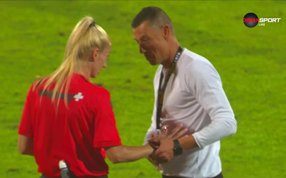 През първата част на двубоя между Локомотив Пловдив и Арда