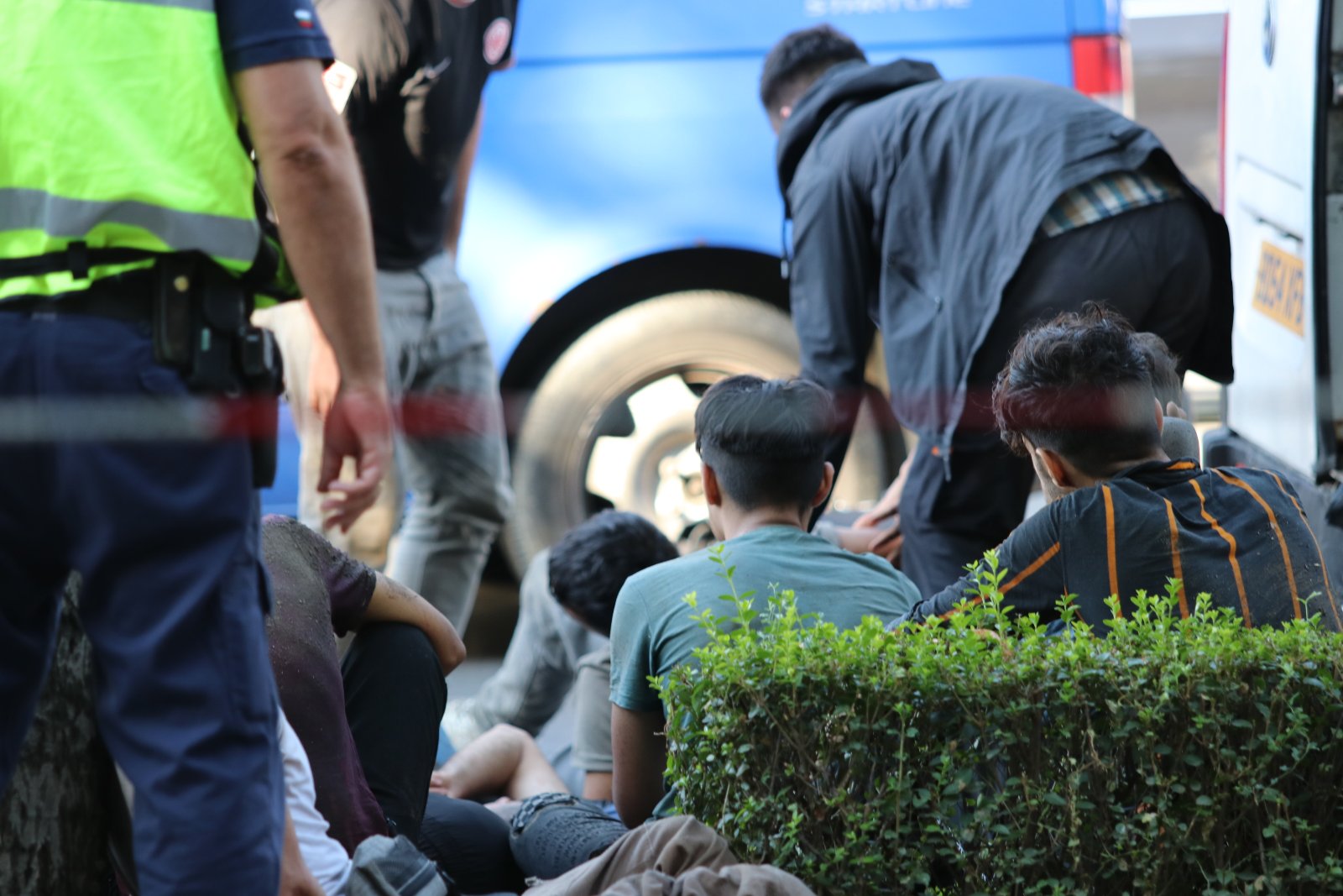 Заловиха мигранти край Калафат в камион, шофиран от българин