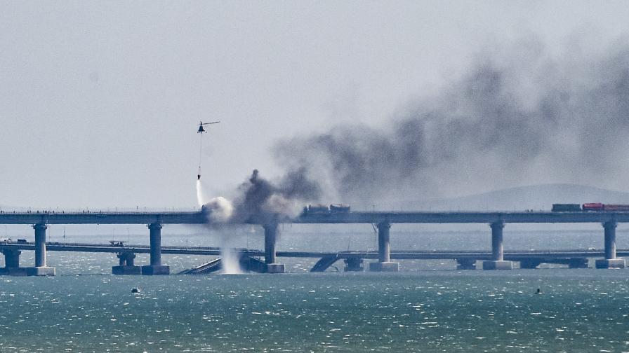 Украйна разкри подробности за две операции за взривяване на Кримския мост