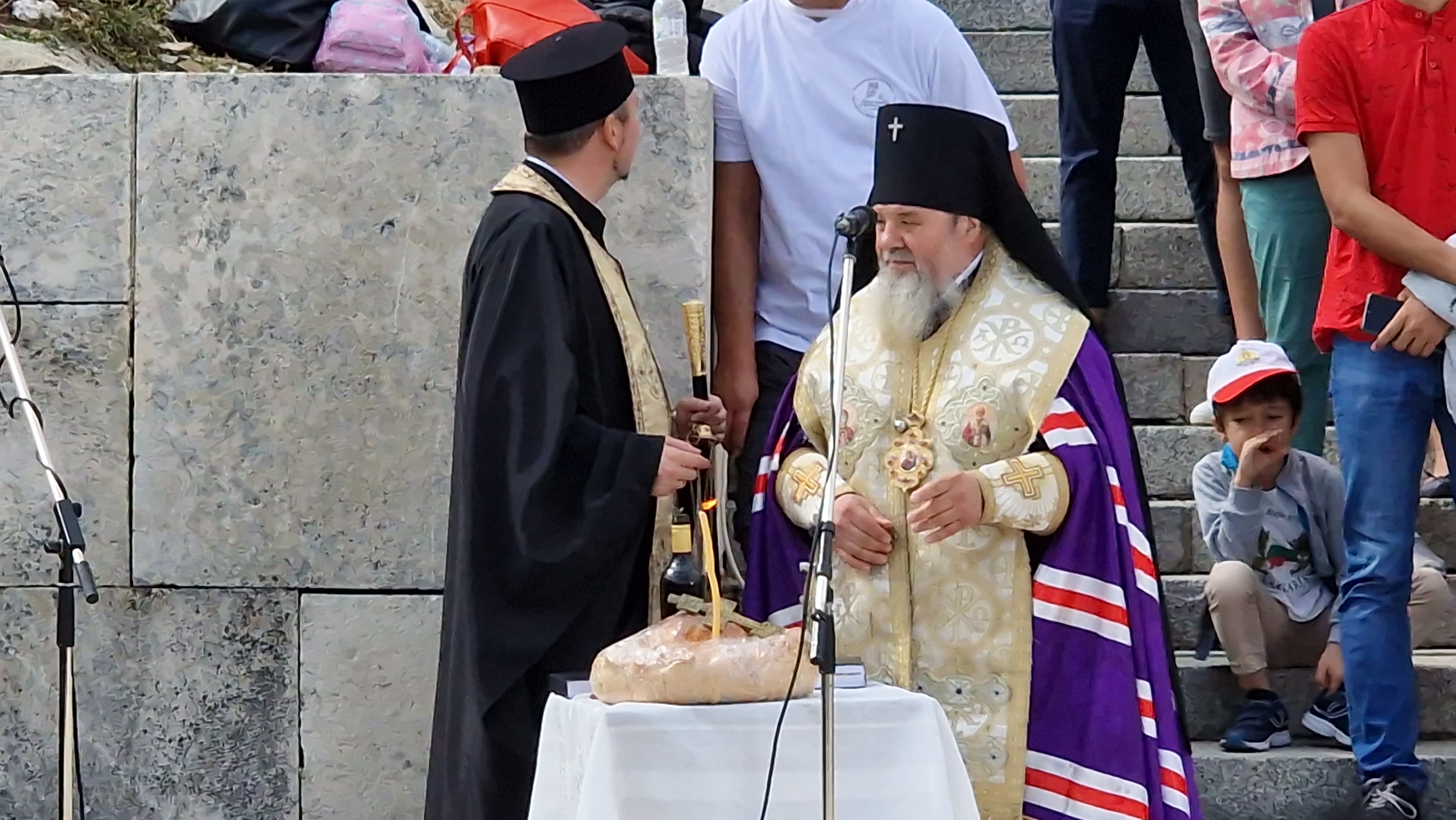 <p>Хиляди се събраха край Паметника на свободата за Националното честване на 146-ата годишнина от Шипченската епопея</p>