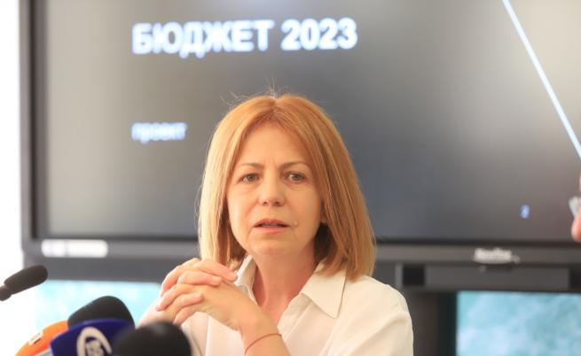 Фандъкова: Проектобюджетът на Столична община за 2023 г. е 2,55 млрд. лв.