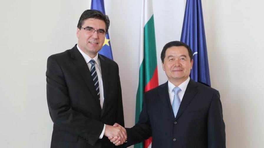България и Китай ще работят за разширяване на сътрудничеството си