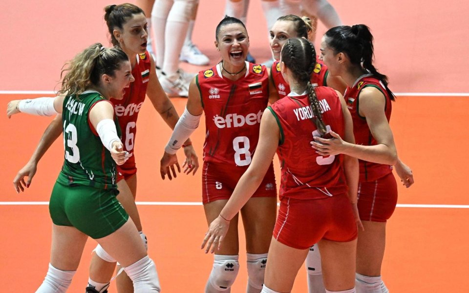 Женският ни национален отбор по волейбол се изправя срещу Словакия
