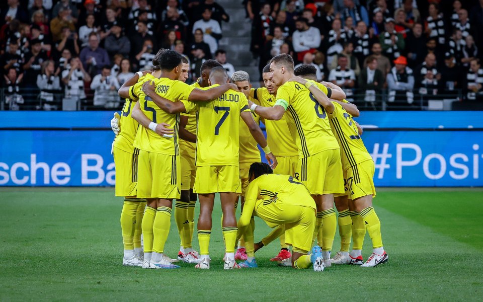 Левски се прибира в България след отпадането си от турнира