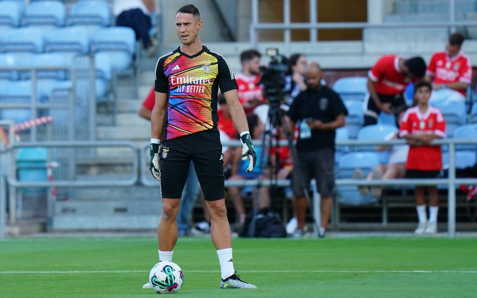 Английският Нотингам Форест успя да финализира и трансфера на гръцкия