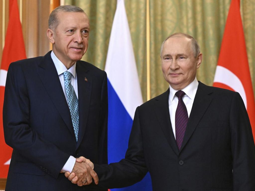 Руският президент Владимир Путин пристигна днес в Казахстан където ще