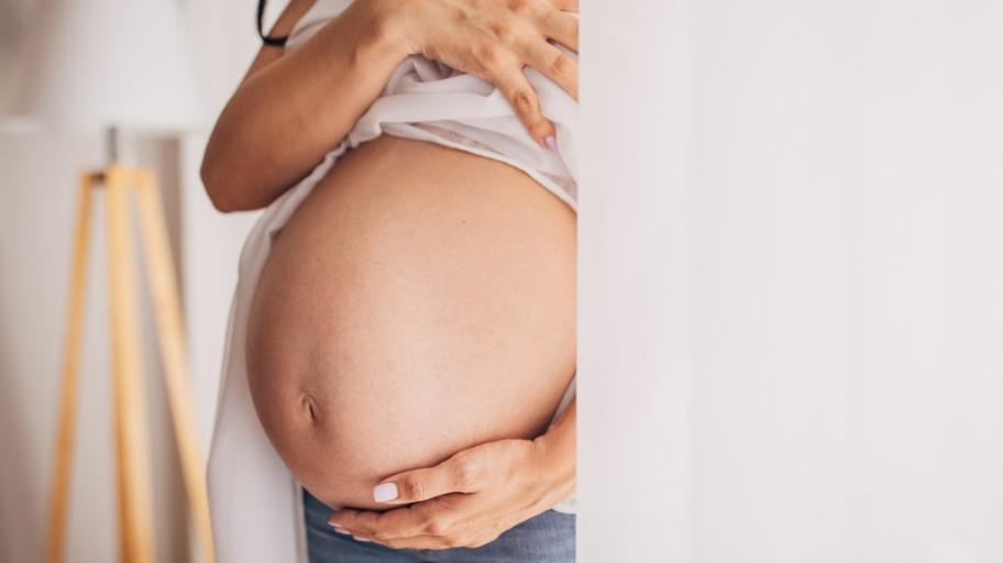 Не казвай тези 6 неща на бременна жена, която преносва!