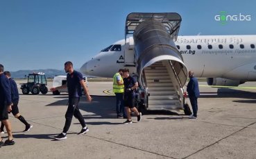 Българският национален отбор по футбол пристигна в Подгорица  където утре лъвовете