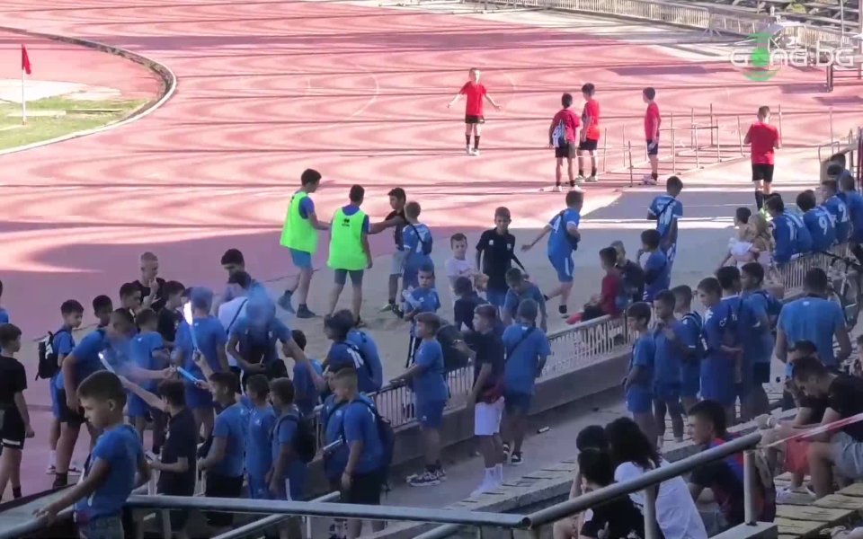 Дербито между пловдивските Спартак и Марица в Sesame Купа на