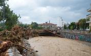 Над 300 блокирани от циклона „Елиас“ в Гърция (ВИДЕО)