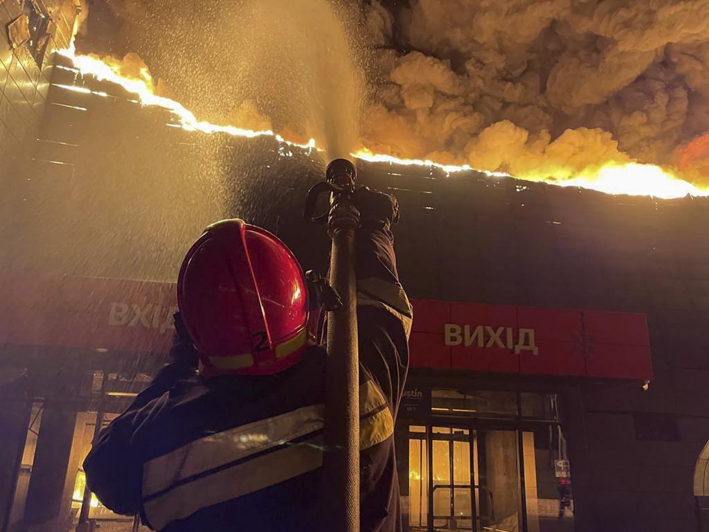 Инфраструктурен обект в Западна Украйна е бил поразен при руска