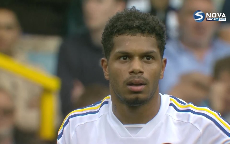 Новият отбор на Илия Груев – Лийдс, победи с 3:0