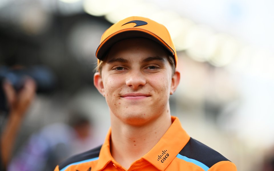 Оскар Пиастри продължи договора си с МакЛарън и ще остане