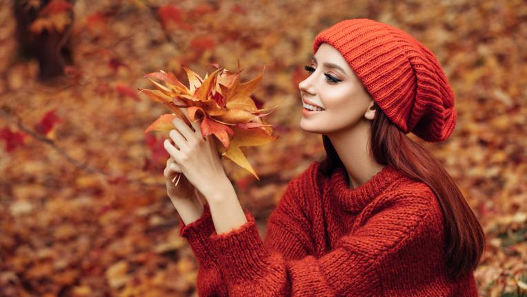 ТЕСТ: Избери есенно листо и виж какво важно послание ти носи