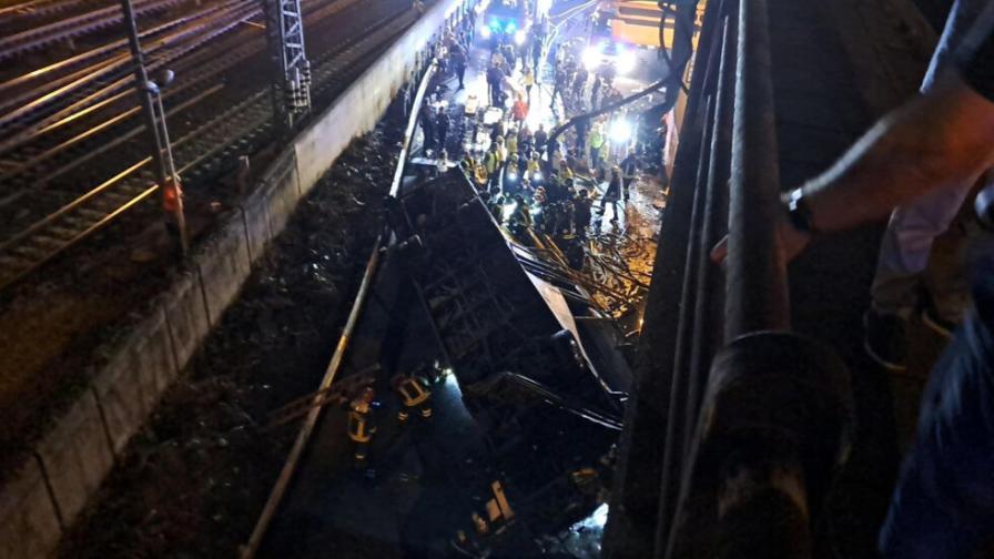 Най-малко 21 души загинаха в автобусна катастрофа в Италия