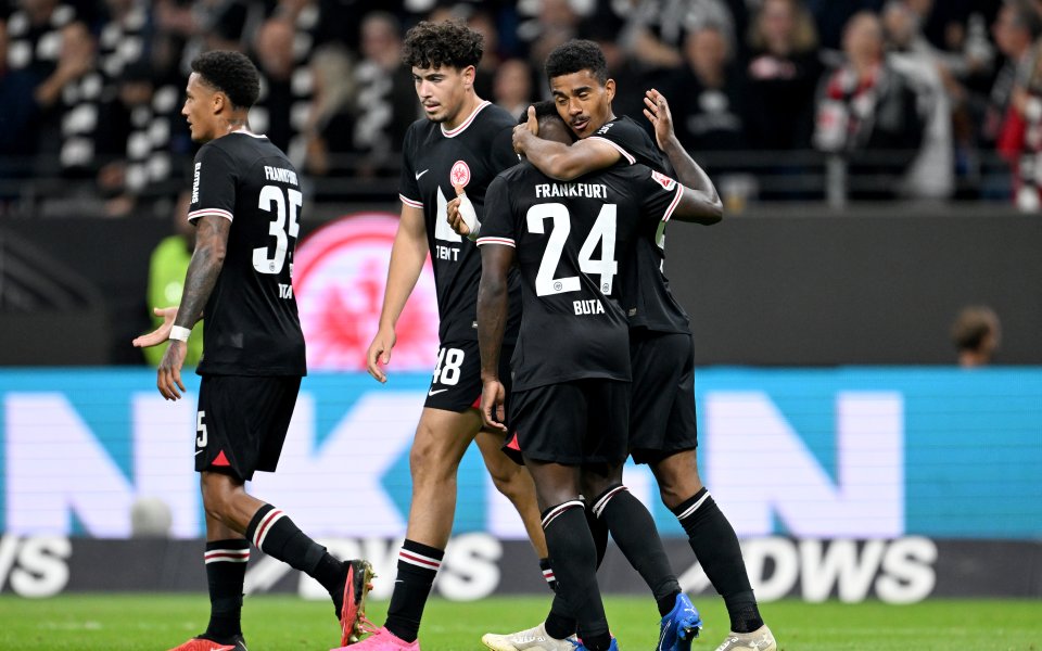 Айнтрахт Франкфурт постигна домакински успех над новака Хайденхайм с 2:0