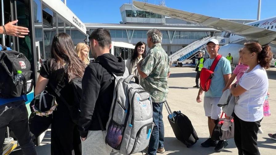 57 българи бяха евакуирани от Израел