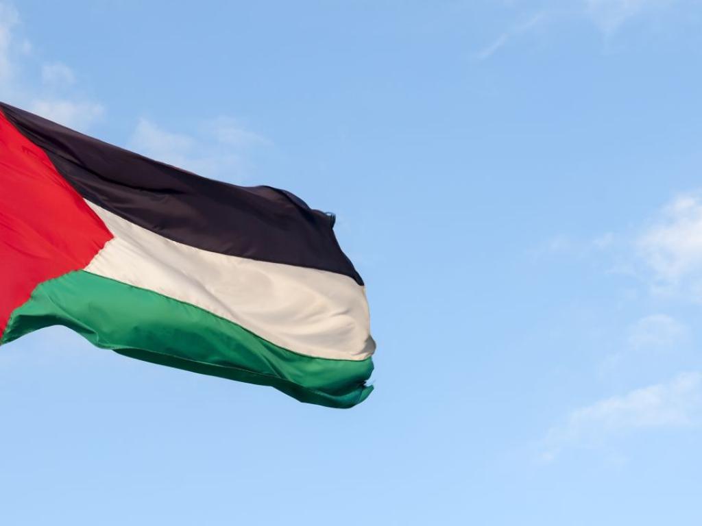 Откакто съществува Палестина тя е оспорвана Според Британика и История