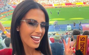 Сексапилната спортна журналистка Елеонора Инкардона редовно радва почитателите си
