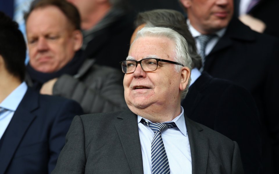 Президентът на Евертън – Бил Кенрайт, е бил хоспитализиран, за