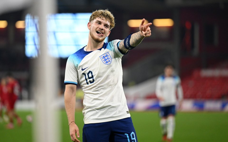 Младежите на Англия разковаха с шумното 9:1 Сърбия в квалификация