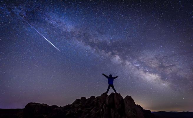 Есенният спектакъл на метеорите: Ориониди, Тауриди и нощта на звездите