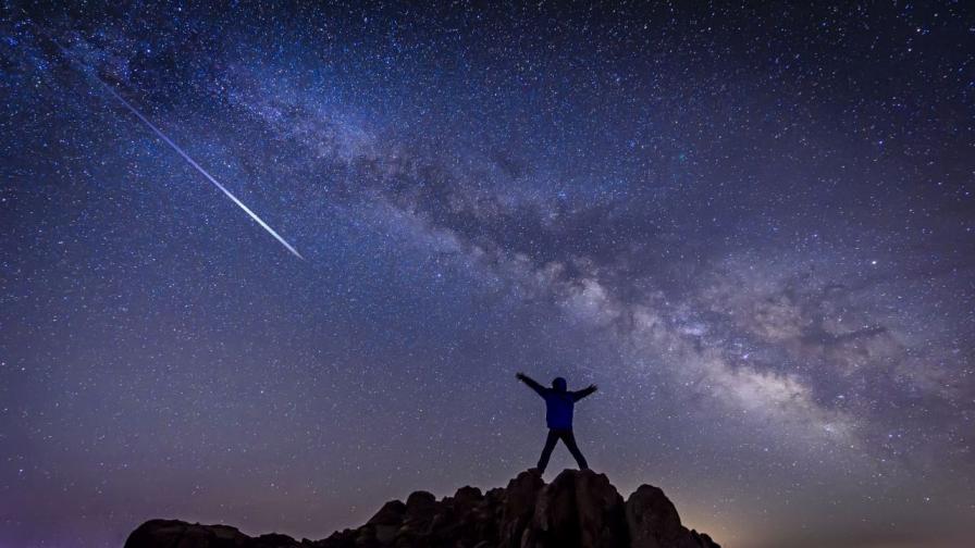 Есенният спектакъл на метеорите: Ориониди, Тауриди и нощта на звездите