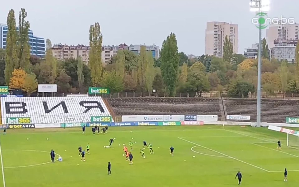 Младежите на България и Косово загряват на Александър Шаламанов за