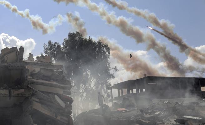 Израел предупреди болница и пет училища в Газа да се евакуират