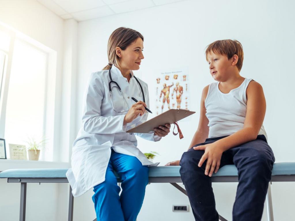 Проблемът със затлъстяването сред децата и тийнейджърите е остър казва