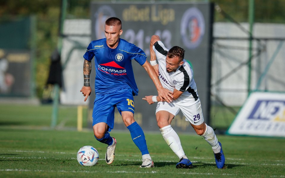 Трима български футболисти, подвизаващи се Крумовград, са попаднали в полезрението