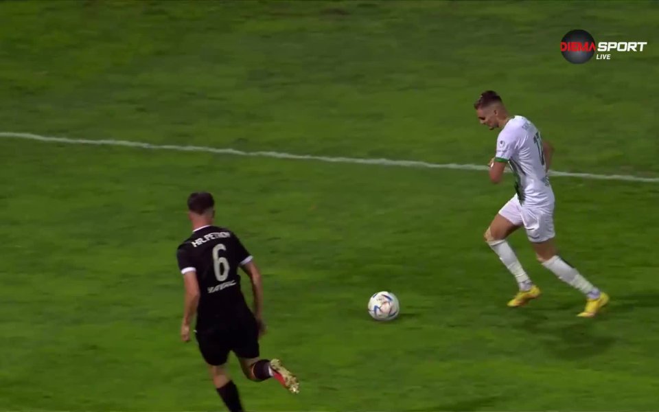 Гостите направиха поредната си грешка при разиграване, Дюлгеров пресече пас