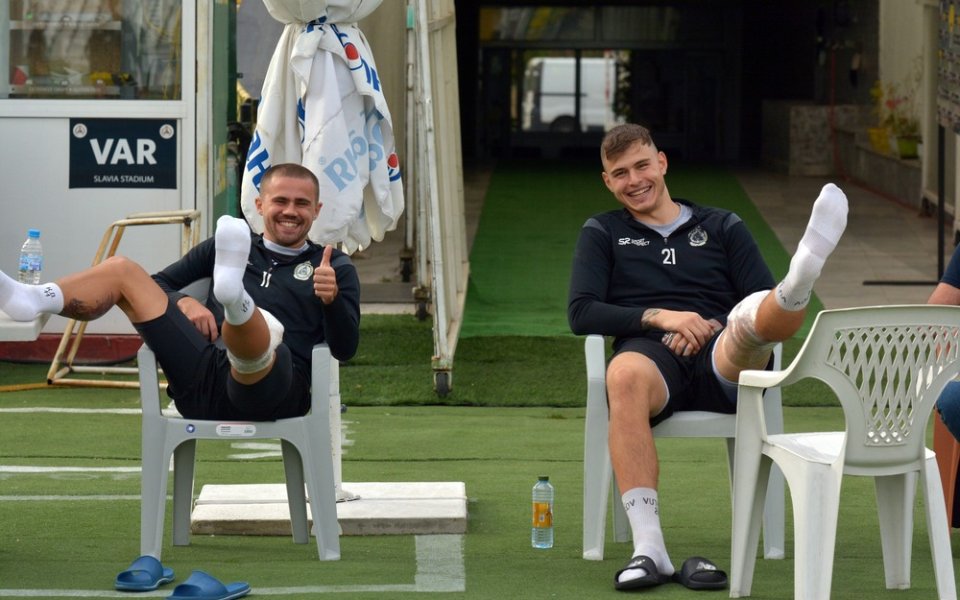 Кристиан Добрев и Светослав Вуцов продължават възстановяване от контузии и