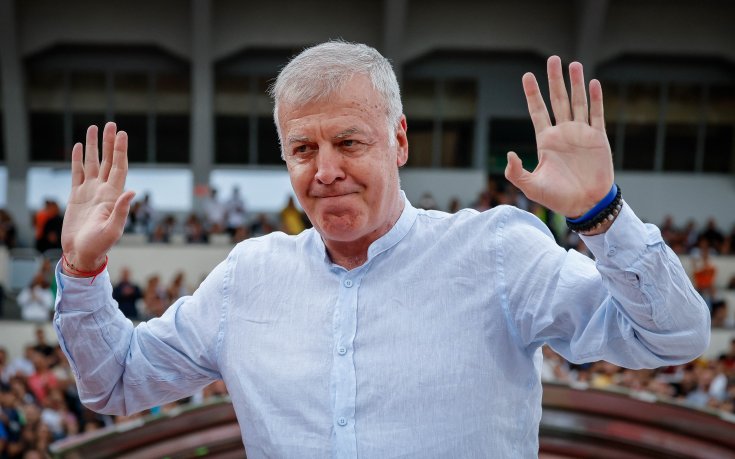 Наско Сираков влезе на терена и взе мерки след тежката загуба на Левски