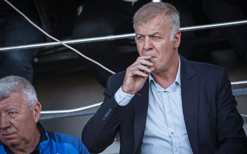 Задачата е през 2023 година Левски да няма дългове. Това