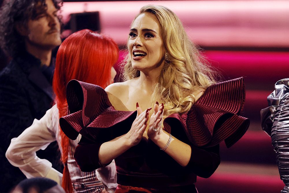 Адел се завръща с нов сингъл и филмов дебют в „Cry To Heaven“