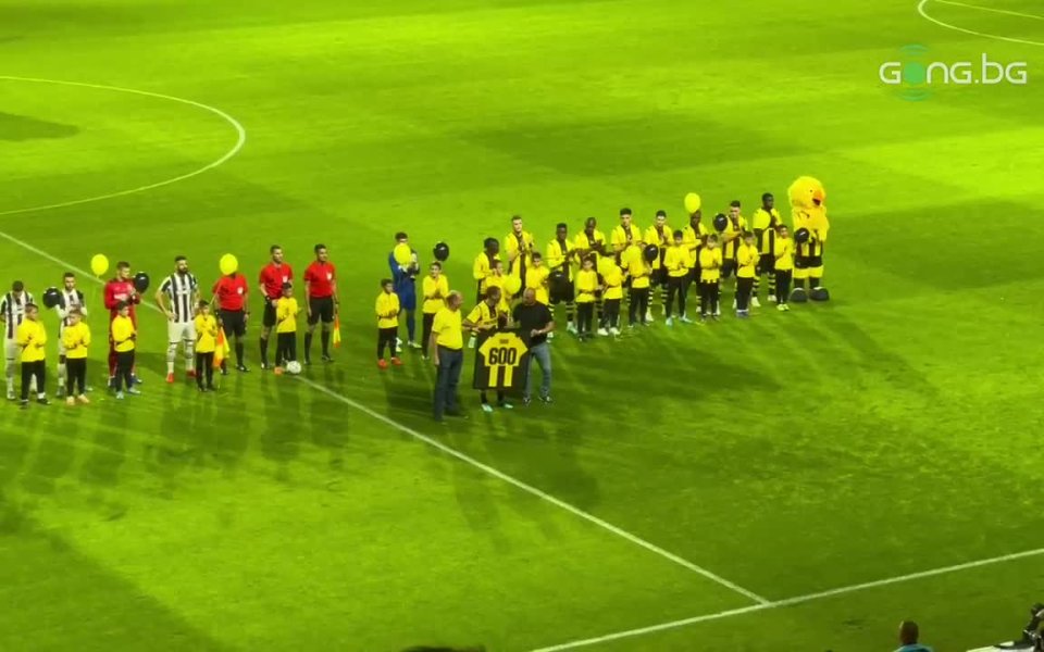 Ивелин Попов изигра мач номер 600 в своята кариера навръх