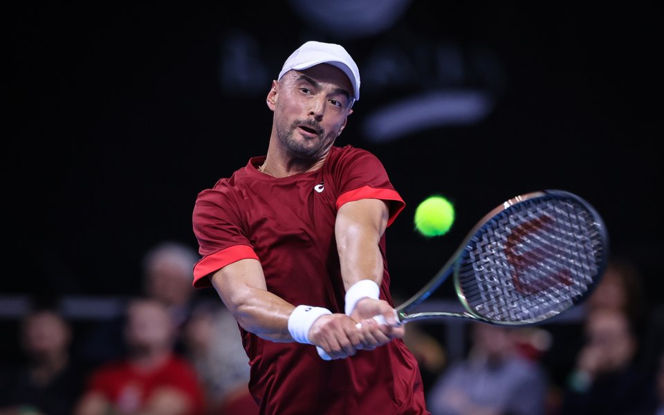 Втората ракета на България Димитър Кузманов отпадна в първия кръг