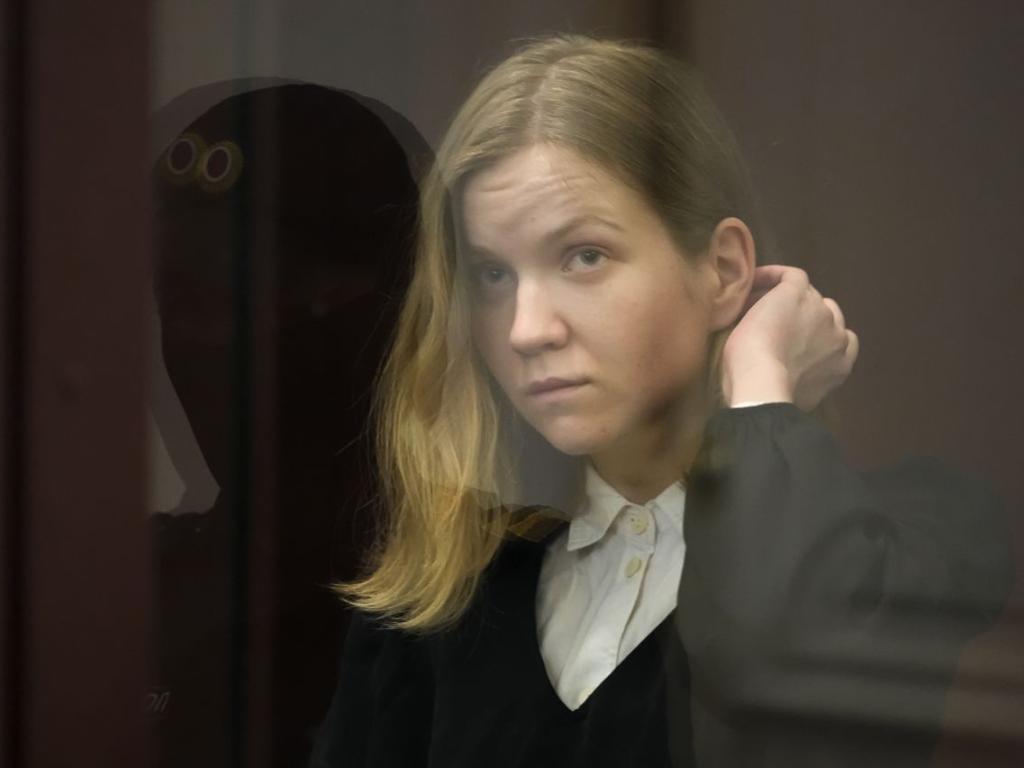 ВСанкт Петербург днес започна делото срещу 26-годишната Даря Трепова по