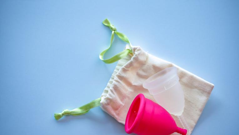 Какви са предимствата и недостатъците на менструалните чашки?