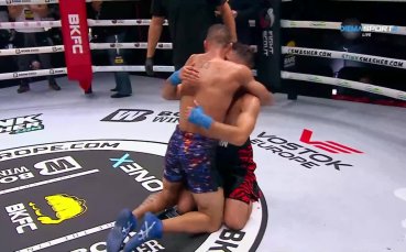 Бразилец не позволи на Стоичков да бие, приспа го със зрелищен удар (видео)