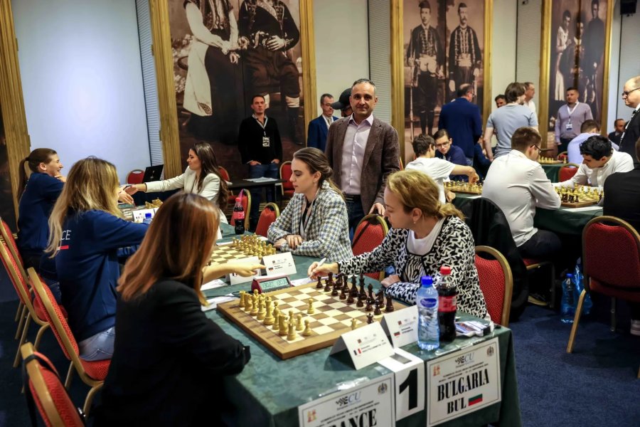 България триумфира с европейската отборна титла по шахмат за жени1