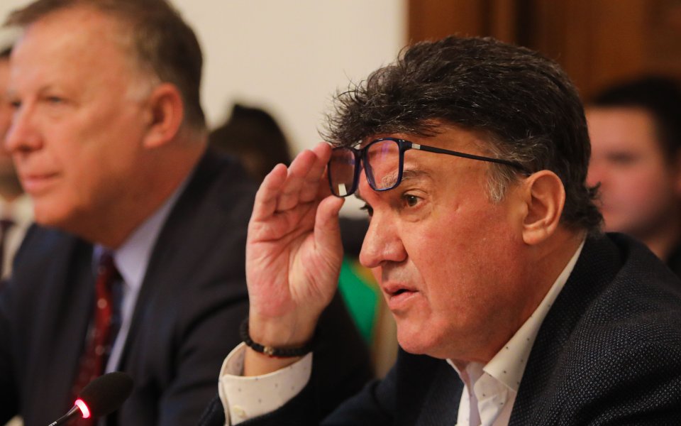 Президентът на БФС – Борислав Михайлов, получи няколко въпроса, свързани