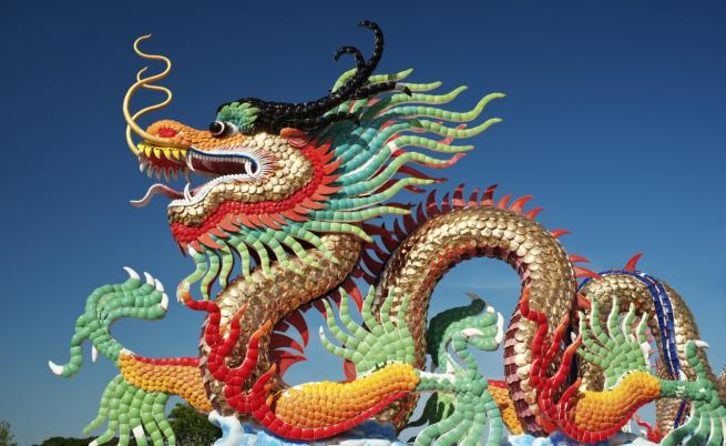 Какво ни готви годината на Дървения дракон: Най-интересните предсказания по китайския зодиак