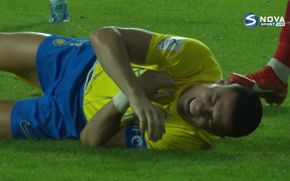 Ужасяващ сблъсък с вратаря на Персеполис прати на земята Кристиано