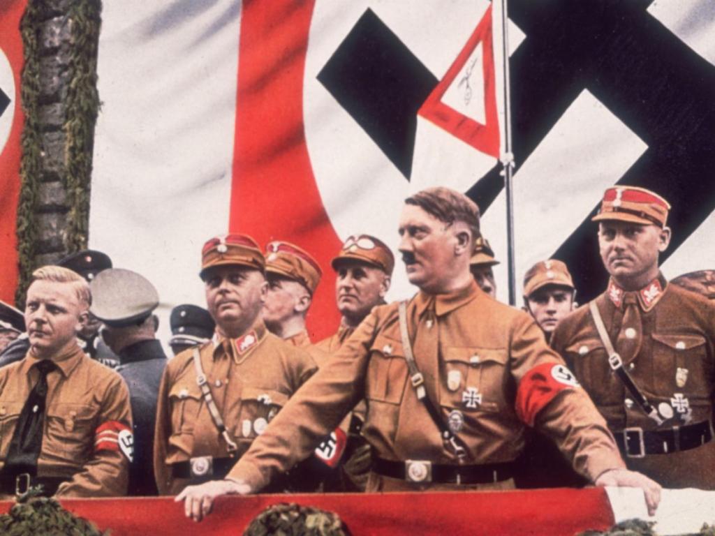 На 8 ноември 1923 г Адолф Хитлер и нацистката партия