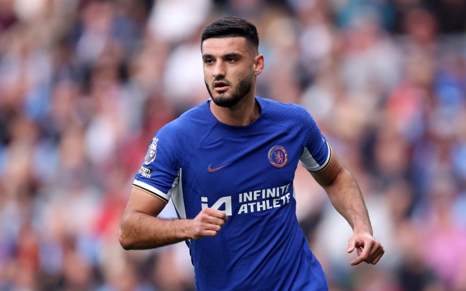 Челси е готов да откаже интереса на Фулъм към нападателя